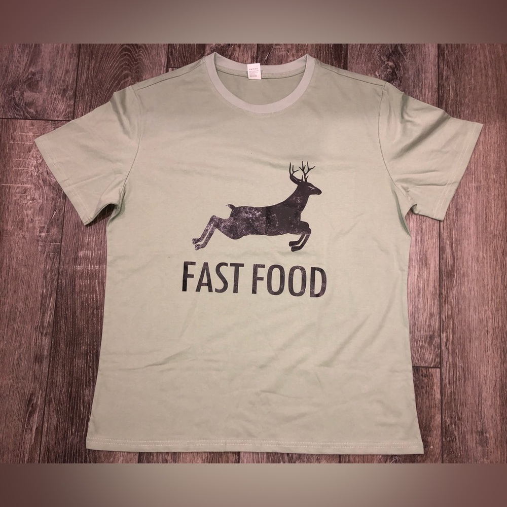 “Fast Food” Deer Graphic T-shirt- Size XL